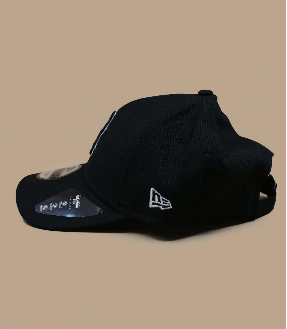 casquette B noir